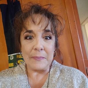 Meet your Posher, Shelly